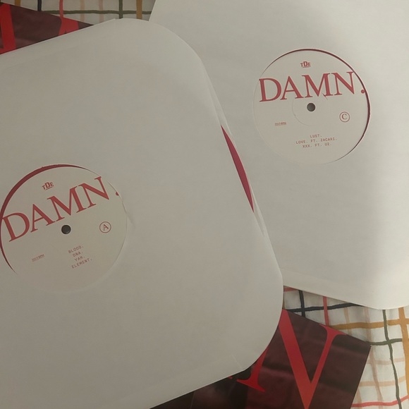 Signed DAMN. Vinyl Record - Picture 4 of 5